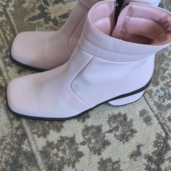Elegant Light Pink Ankle Booties - Picture 5 of 5